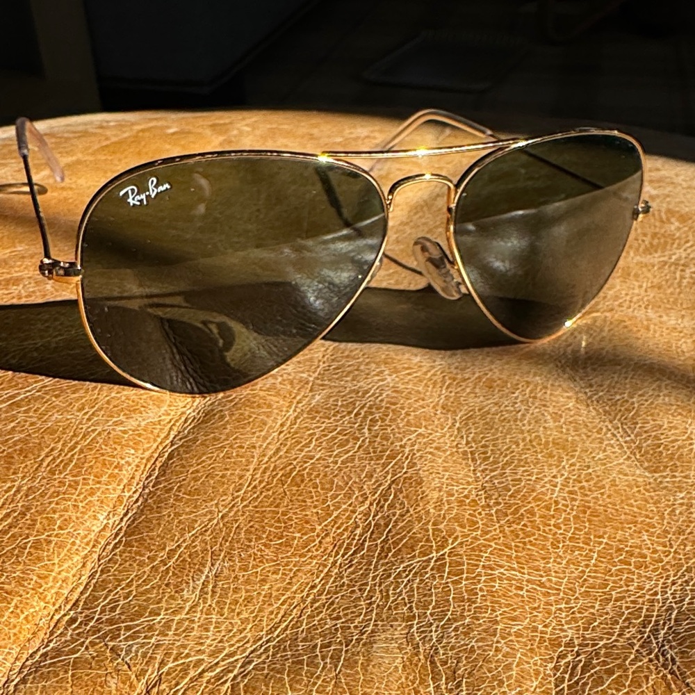 Classic Aviator Sunglasses in Gold with Green Lenses